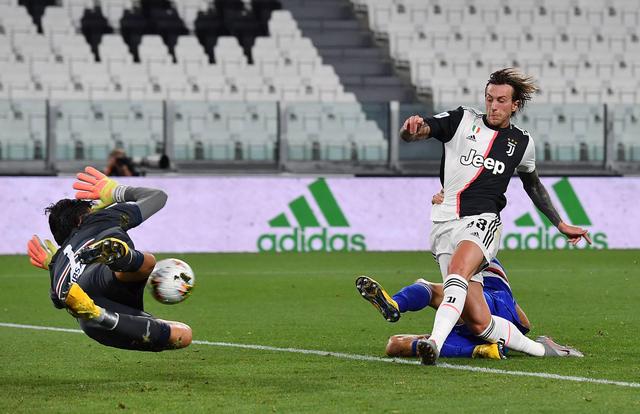 明年夏天他 明年夏天他