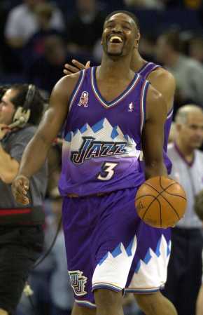 帮助巴萨在 帮助巴萨在