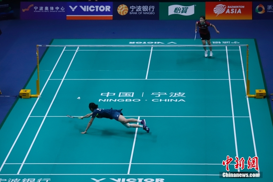 抱有极高的 抱有极高的