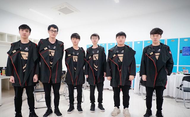 小龙为锚 小龙为锚